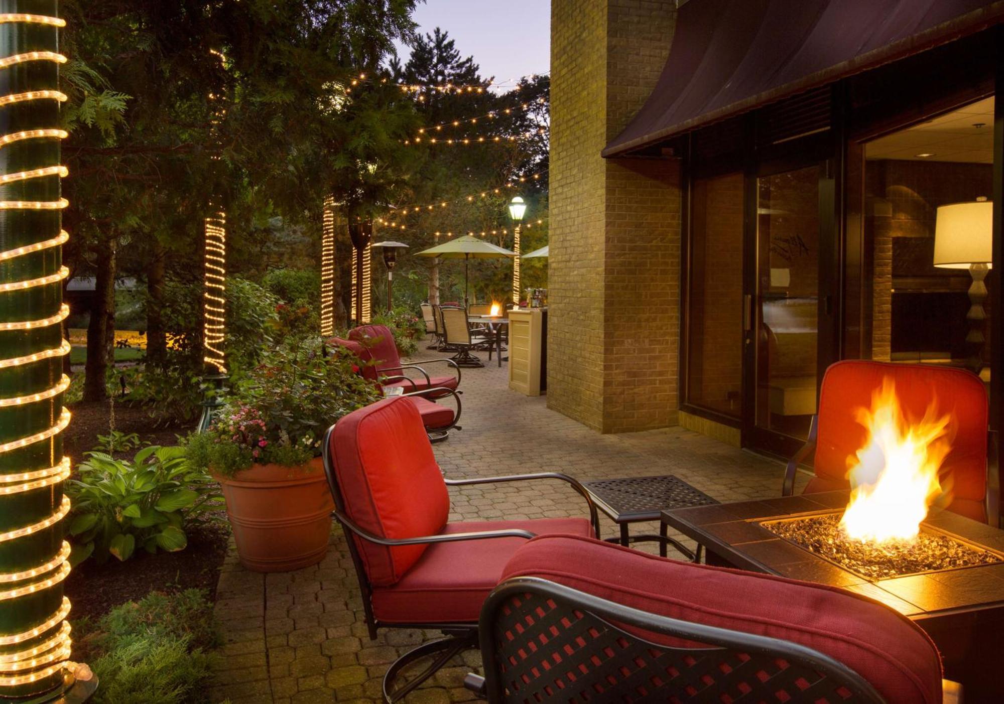 Hotel Hilton Chicago/Northbrook Exterior foto
